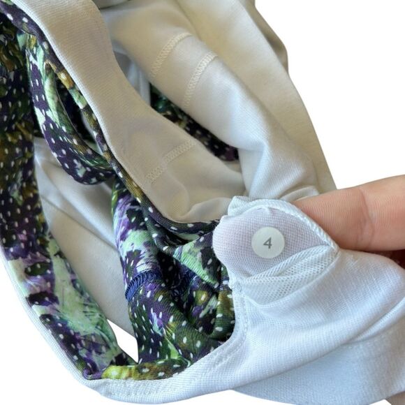 Lululemon Women’s 4 Amala Tank‎ Athletic Purple Green Floral Multi Built In Bra - Picture 4 of 10